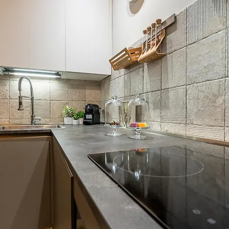 Centro Storico Piazza Castello Cozy Ac Apartment